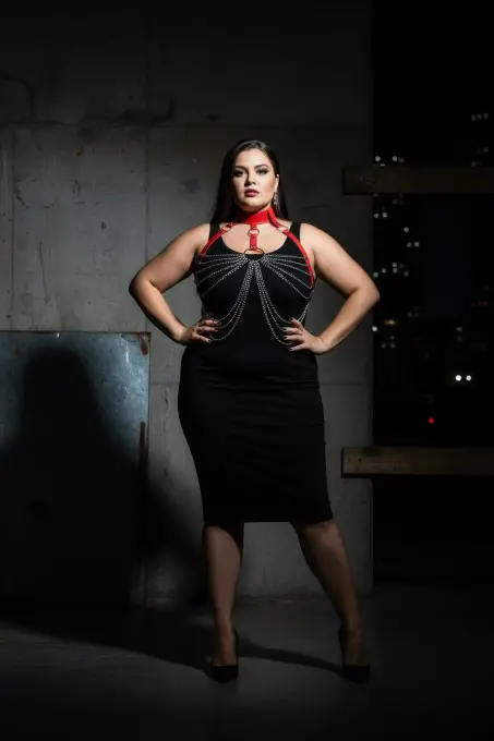 Büyük Beden Kırmızı Kadın Kemer Zincir Detaylı Deri Vücut Aksesuarı - APFT463 - 3