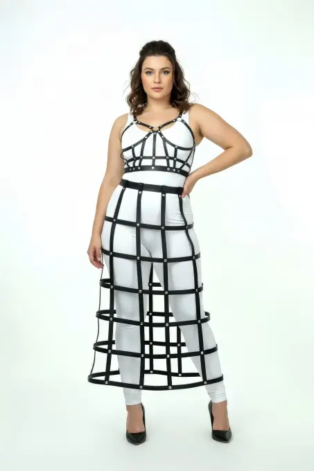 Büyük Beden Siyah Deri Etek Kafes Detaylı Uzun Aksesuar - APFT1013 - Angels Passion (1)