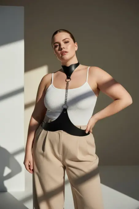 Büyük Beden Siyah Kadın Deri Vücut Kemeri Zincir Detaylı Kombin Aksesuarı - APFT1265 - 4