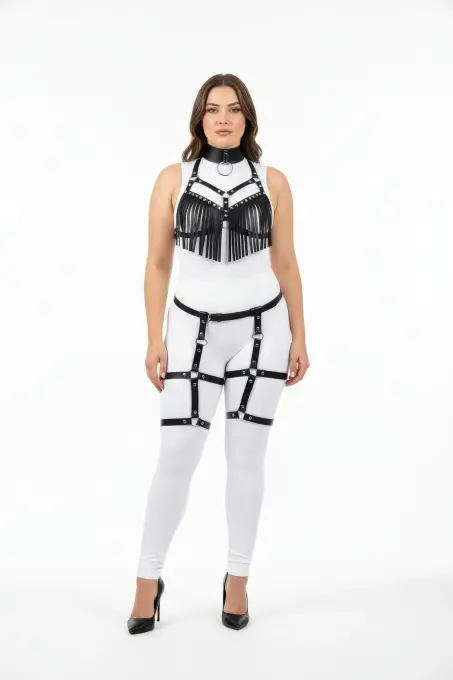 Büyük Beden Siyah Kadın Harness Takım Püsküllü Deri Görünümlü Jartiyerli Fantezi Aksesuar - APFT715 - 1
