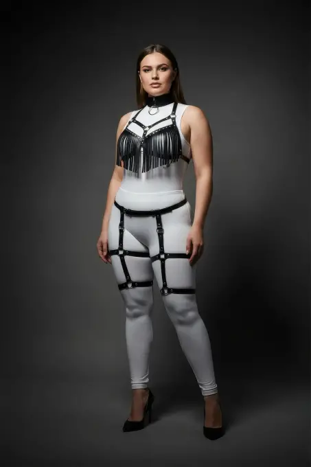 Büyük Beden Siyah Kadın Harness Takım Püsküllü Deri Görünümlü Jartiyerli Fantezi Aksesuar - APFT715 - 4