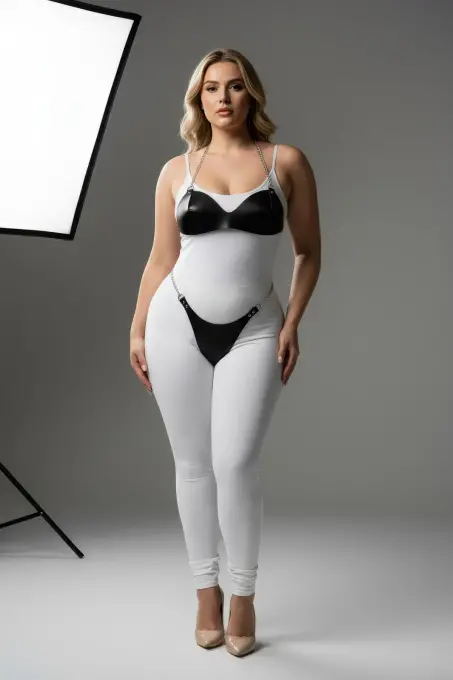 Büyük Beden Siyah Kadın Harness Takım Zincir Detaylı Fantazi Deri Görünümlü - APFT1169 - 2