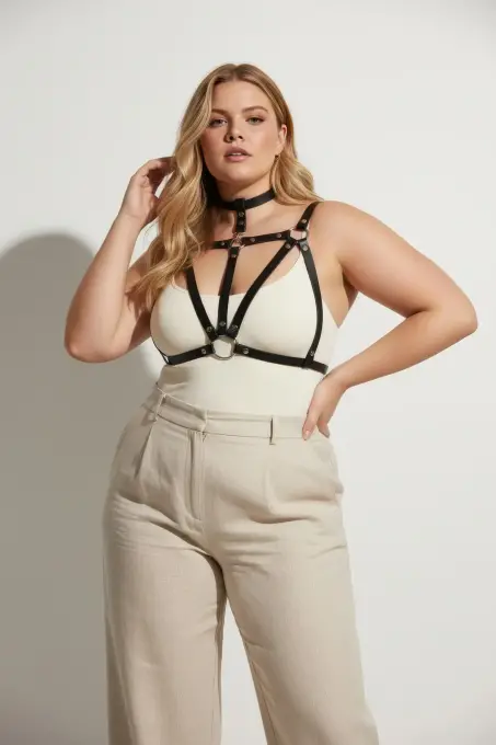 Büyük Beden Siyah Kadın Kemer Deri Vücut Aksesuarı Choker Detaylı - APFT747 - 4