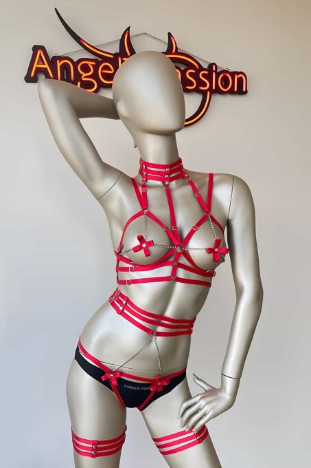 Kırmızı Fiyonk Detaylı Şık Lastik Vücut Harness - 4