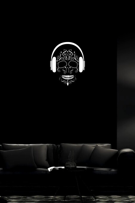 Reflektörlü Dekoratif Kulaklıklı Kuru Kafa (Sugar Skull) Deri Tablo - 2