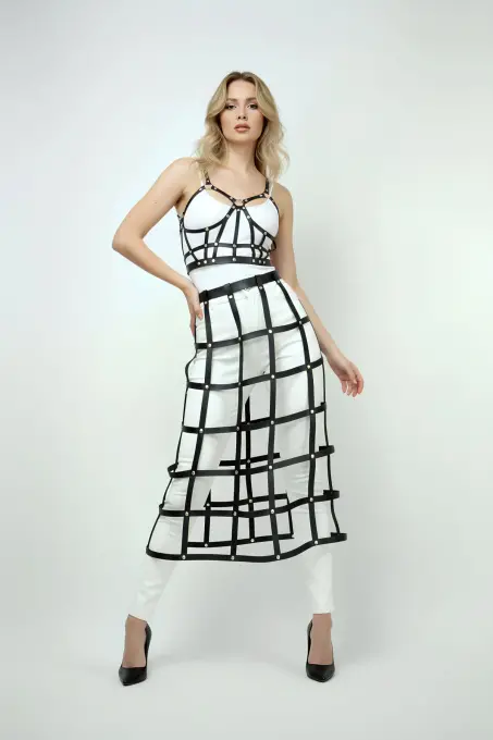 Siyah Etek Kafes Detaylı Etek Midi Boy Deri Etek - APFT1013 - 6