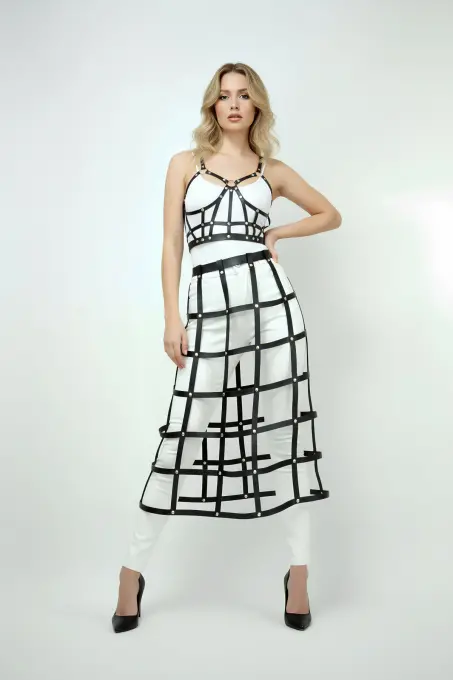 Siyah Etek Kafes Detaylı Etek Midi Boy Deri Etek - APFT1013 - 7