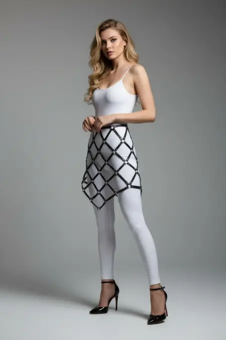 Siyah Etek Yüksek Bel Etek Metal Detaylı Etek Kafes Yapılı - APFT982 - Angels Passion (1)